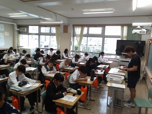 教育に新聞を