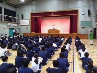 生徒朝礼
