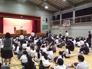 7月17日(金曜日)　全校集会　(1)
