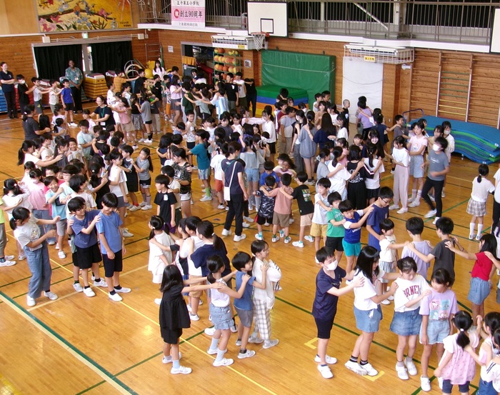 児童集会が行われました