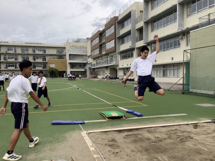 連体3