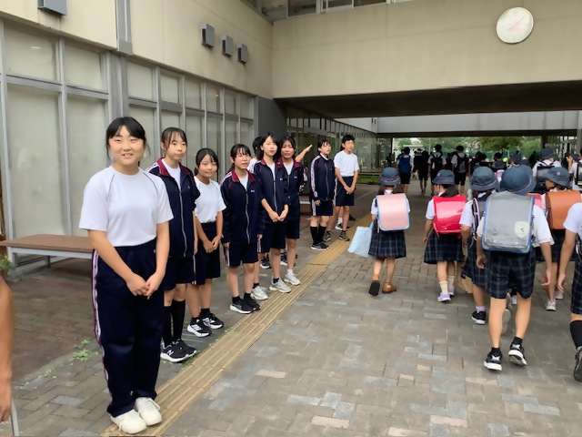あいさつ3