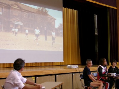 道徳授業地区公開講座が行われました