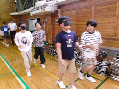 4年生が体験学習をしました